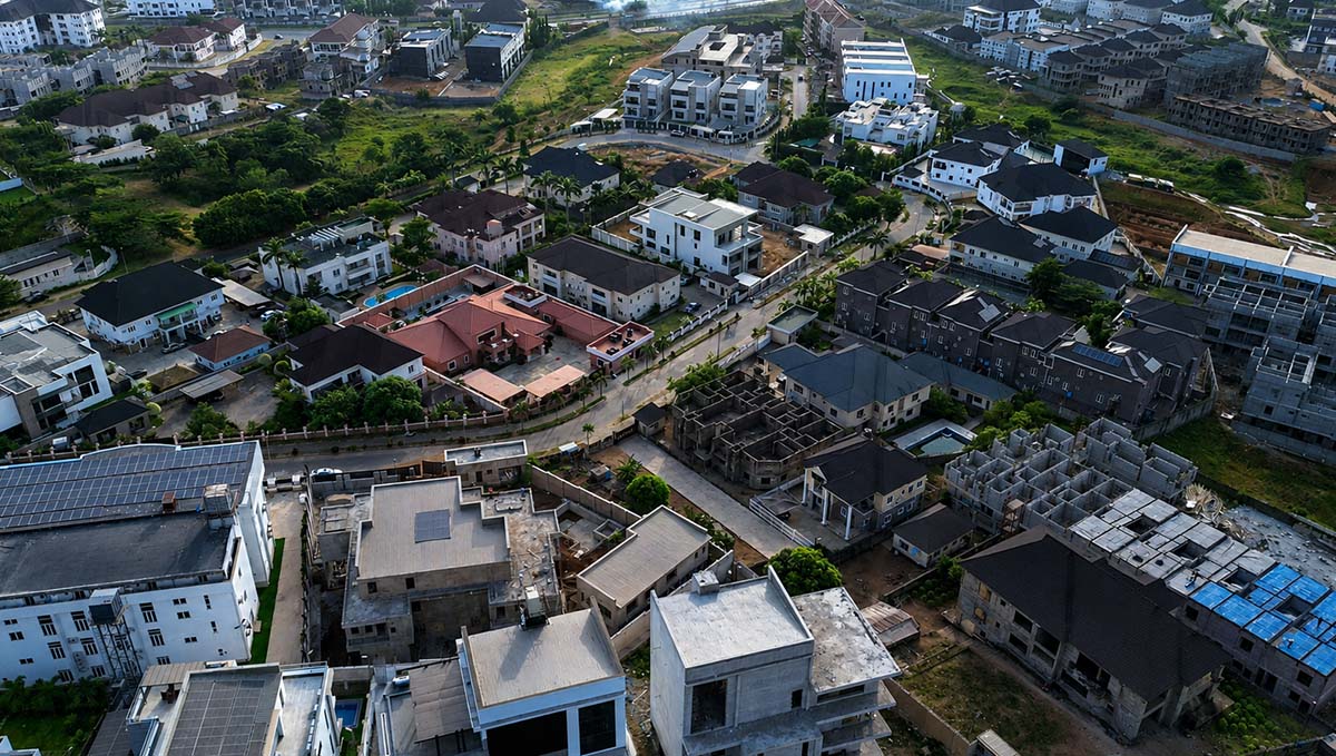Access road to Golf City estate